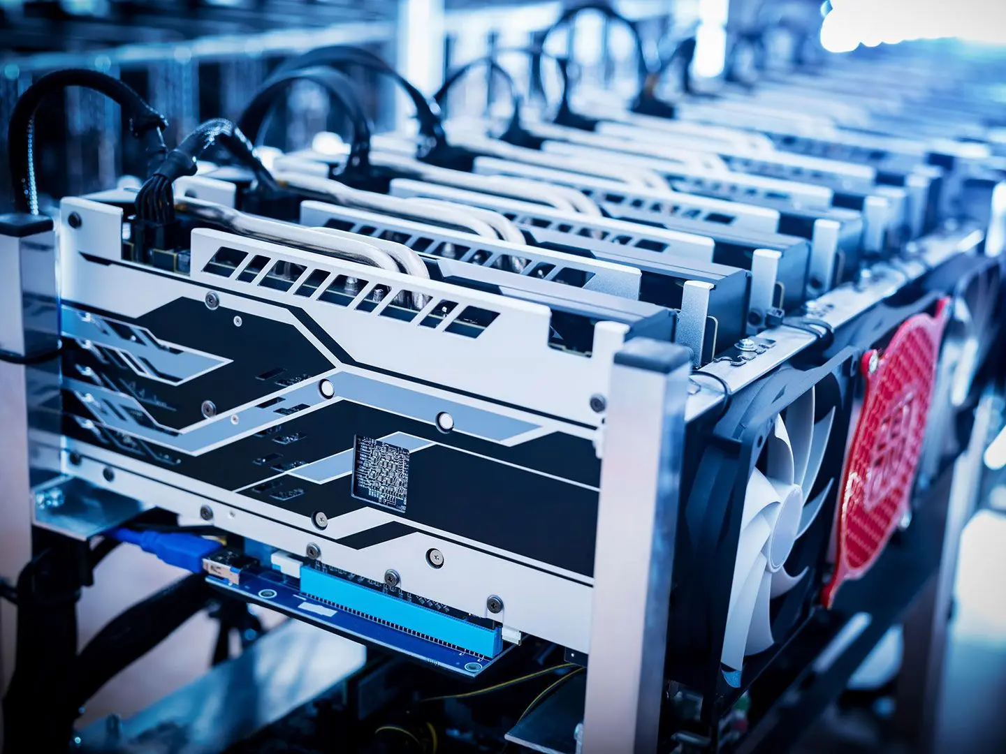 Bitcoin Miners Grapple with Steep Earnings Decline After Price Slide