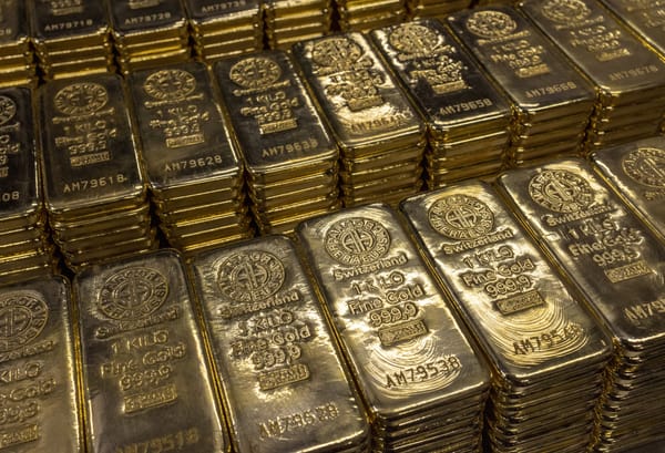 Trump’s Tariffs on Gold Bars Sparks Turmoil and Boosts Bitcoin Appeal